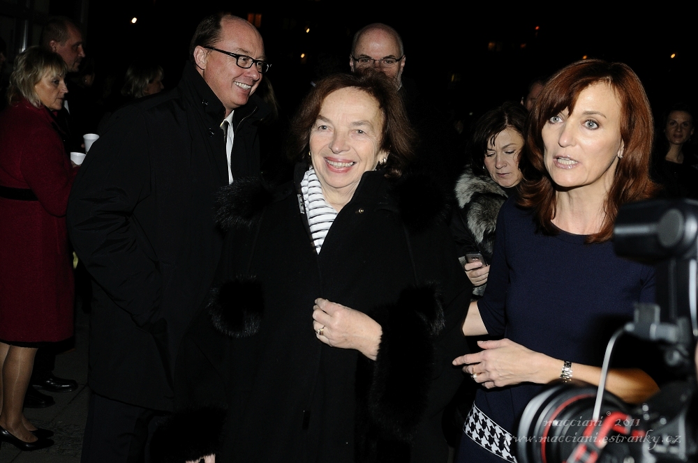 2011_PEA_802_web