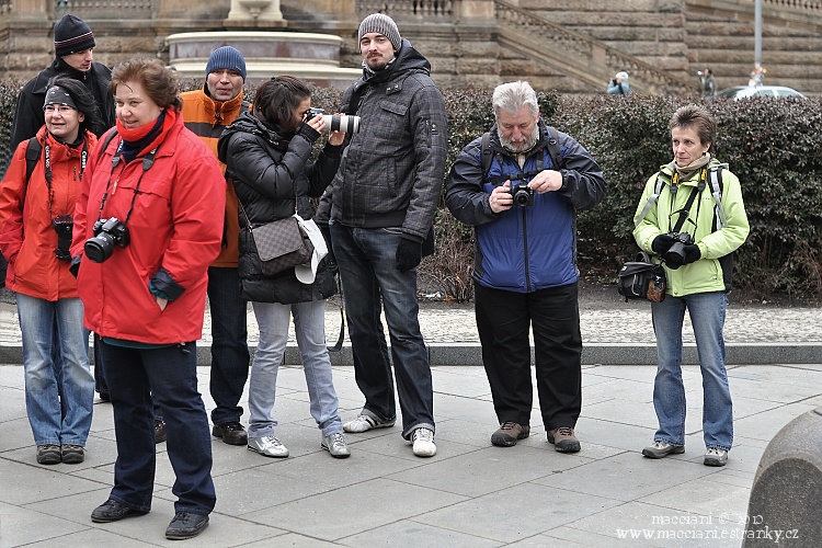   Fotosraz Praha 2010 sraz u koně